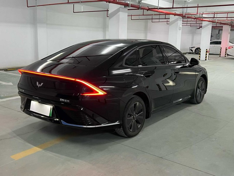 宿迁24年五菱汽车星光8