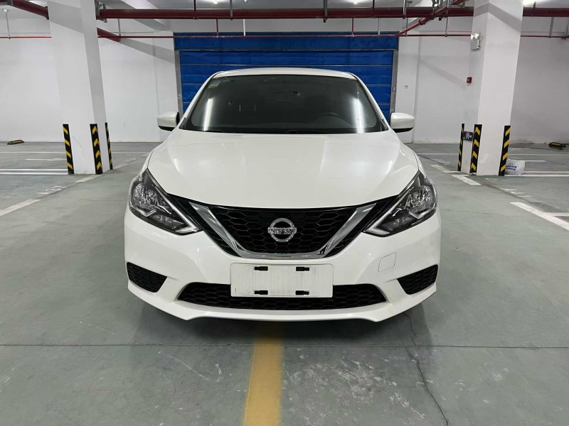 宿遷21年日產軒逸1