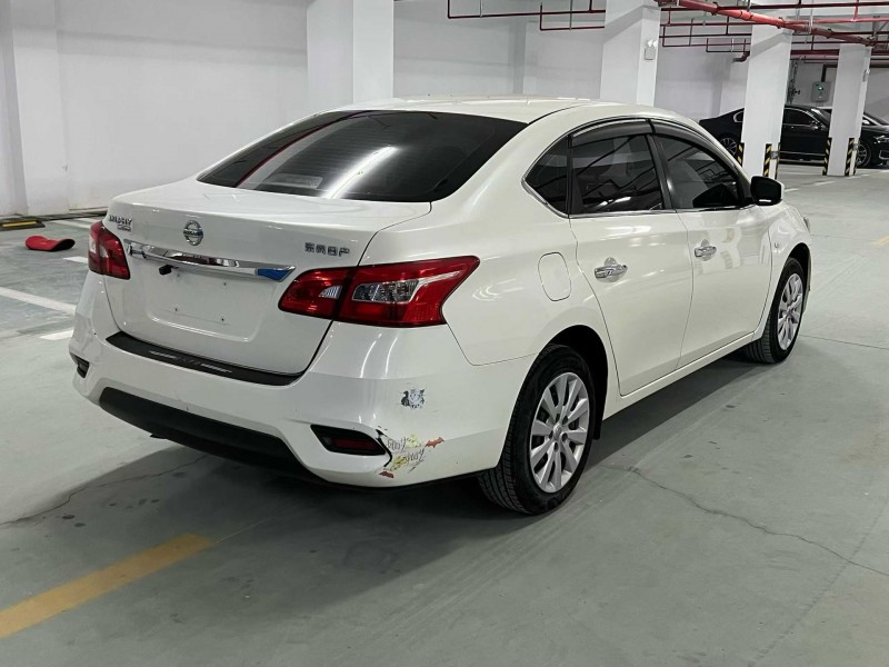 宿遷21年日產軒逸8