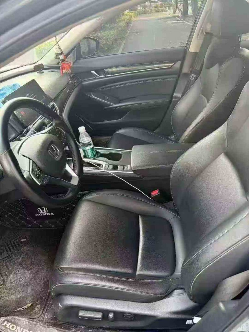 江门23年本田雅阁4