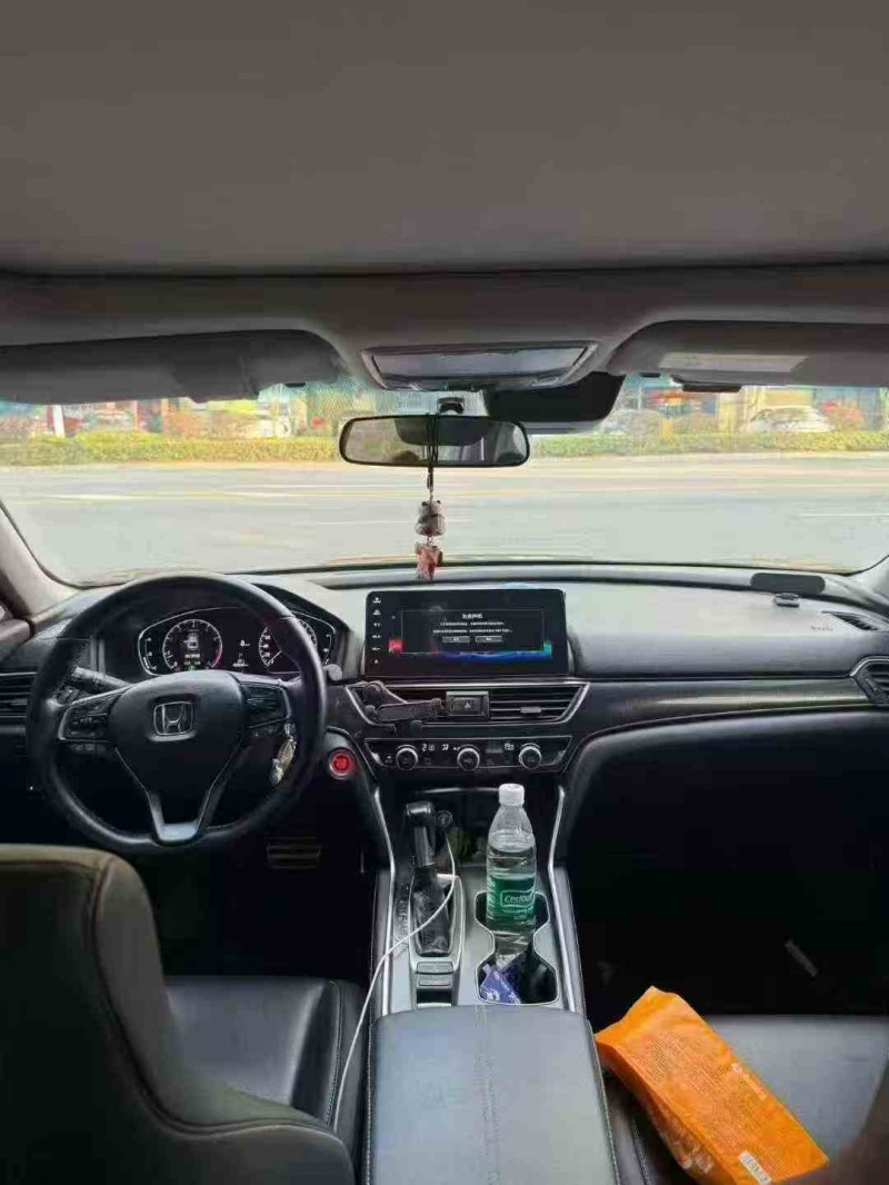 江门23年本田雅阁8