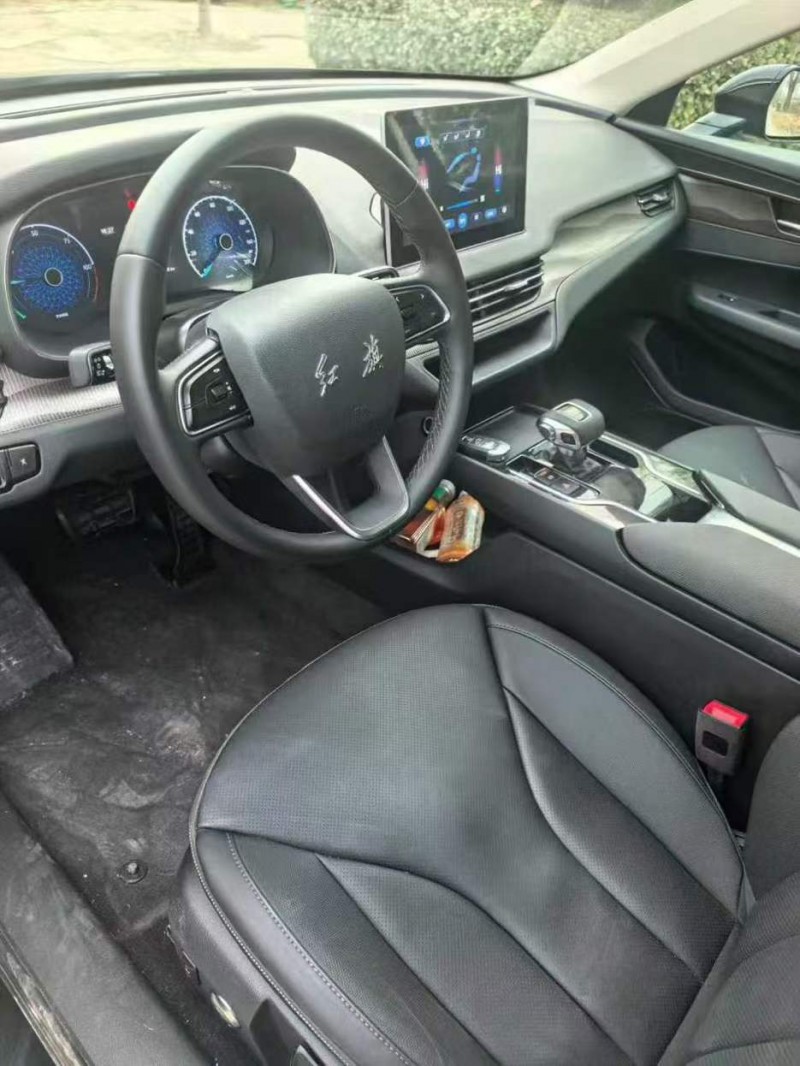 保定25年红旗E-QM56