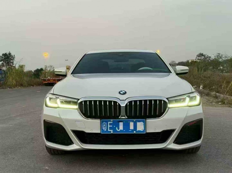 珠海22年宝马5系1