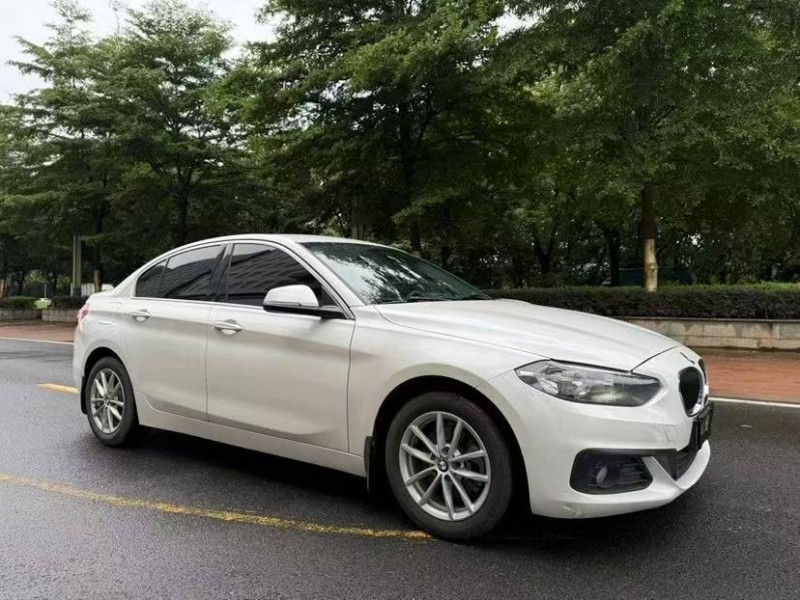 东莞18年宝马1系2