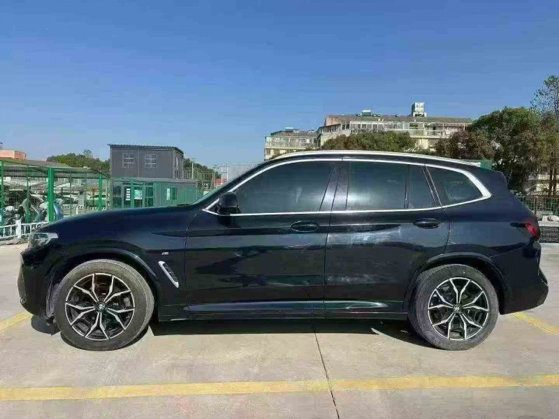 温州22年宝马X38