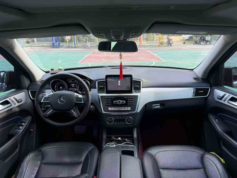 江门15年奔驰ML4