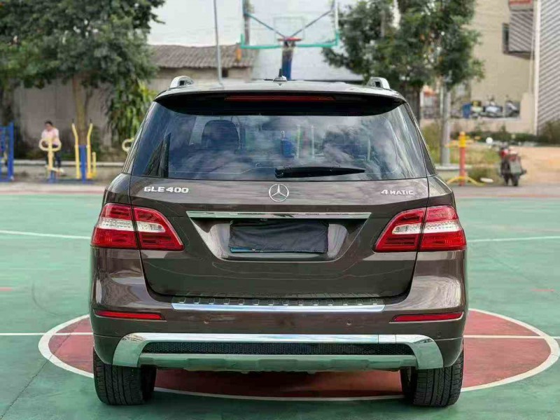 江门15年奔驰ML9