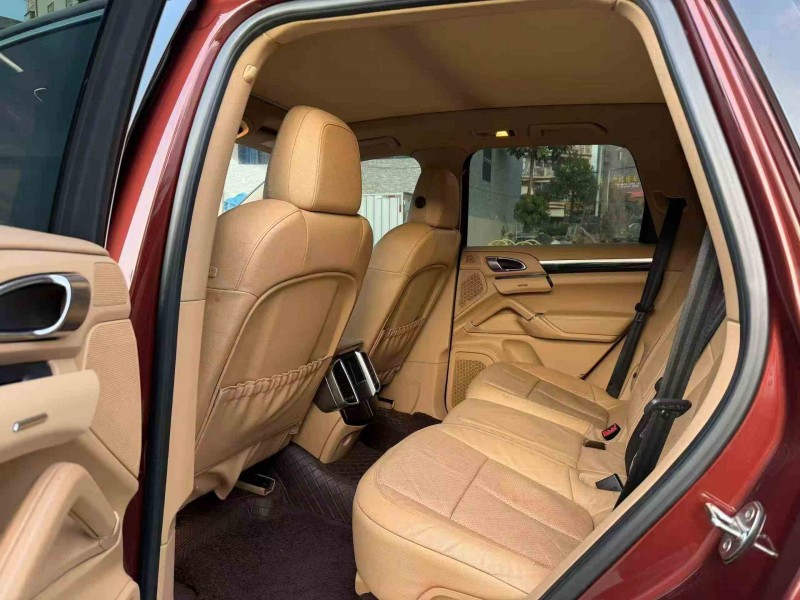 江门14年保时捷卡宴5