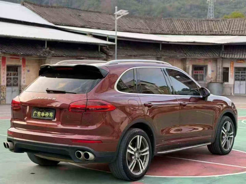 江门14年保时捷卡宴7