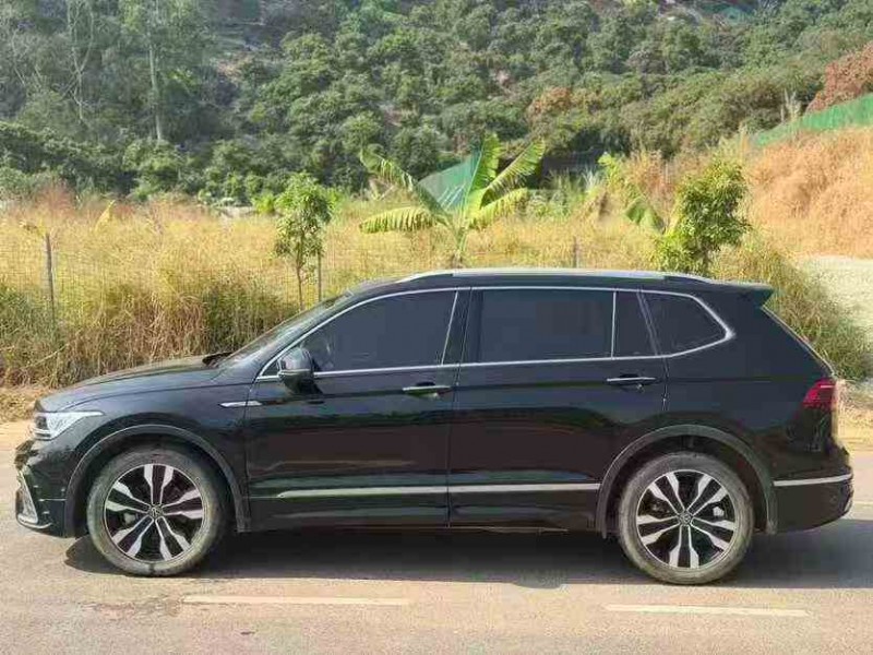 湛江24年大众途观8