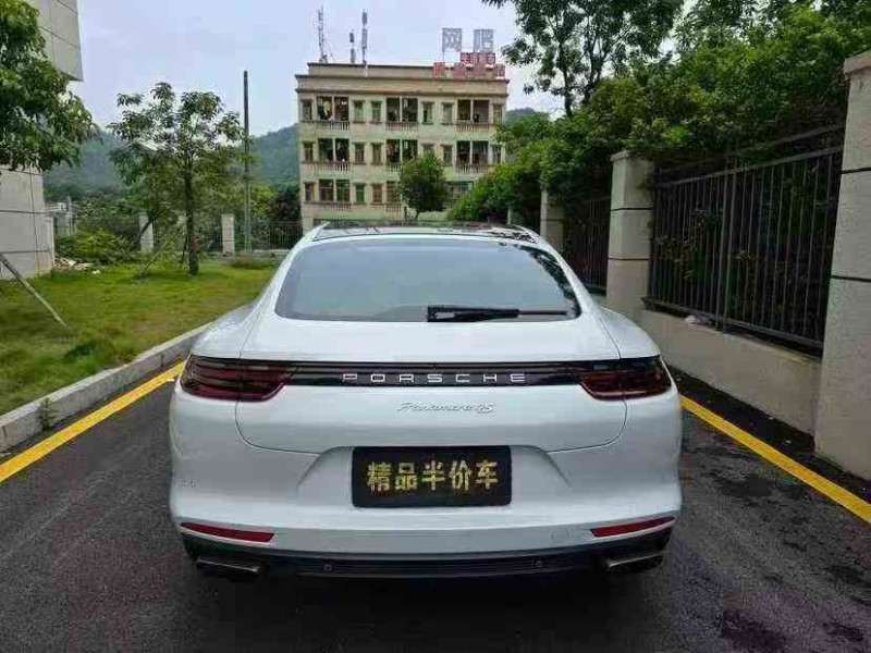 湛江18年保时捷帕拉梅拉6
