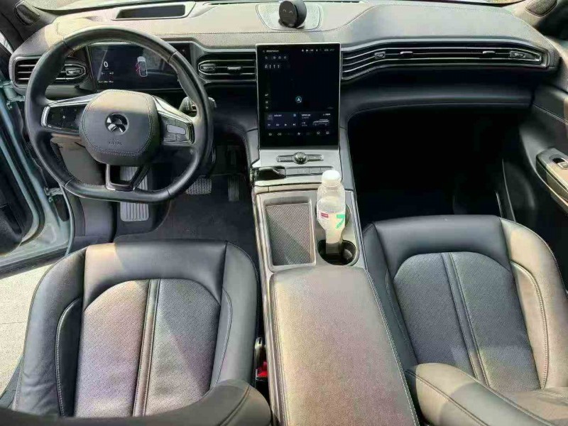 金华22年蔚来ES64