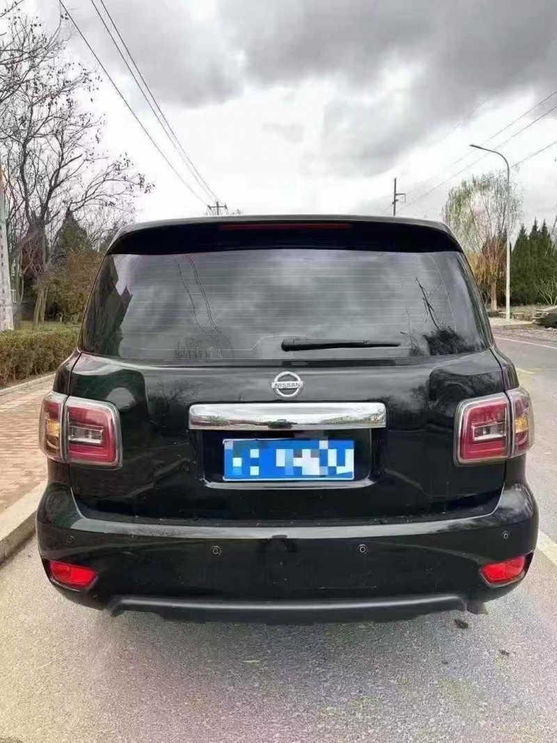潍坊19年日产途乐9