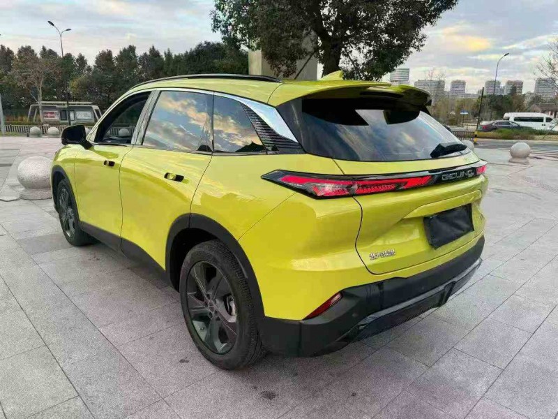 嘉兴23年北汽制造魔方7