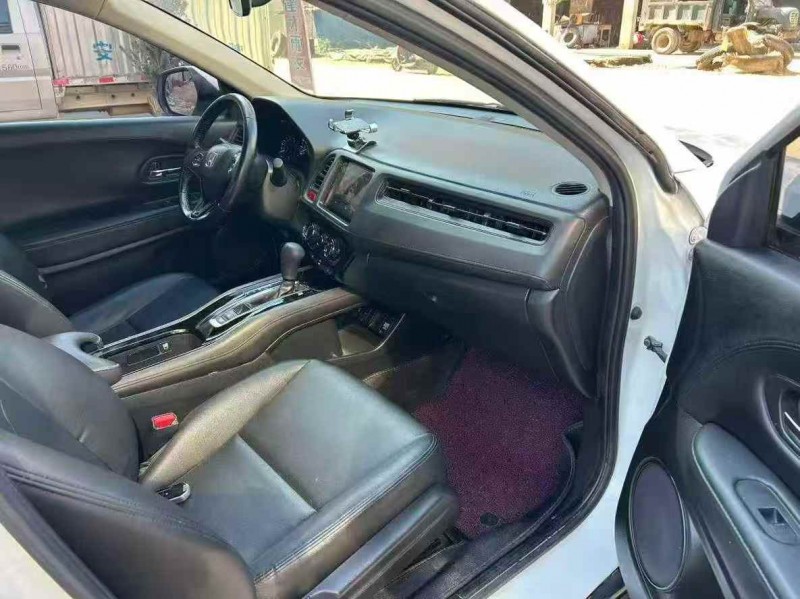 贵港19年本田缤智6