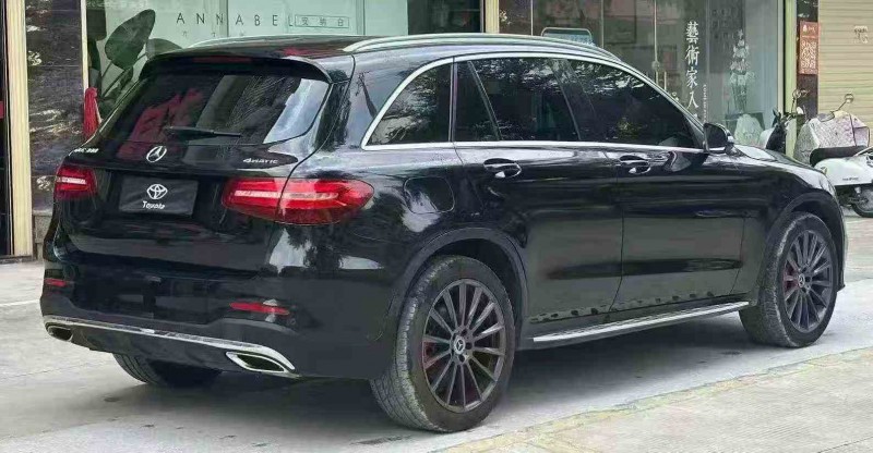 南平17年奔驰GLC9