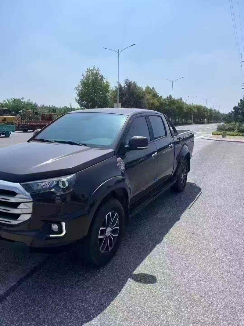 济宁23年江铃域虎2