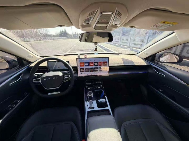 青岛24年五菱汽车星光4