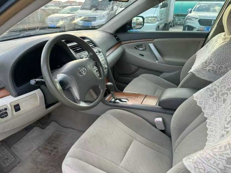 东莞11年丰田凯美瑞6