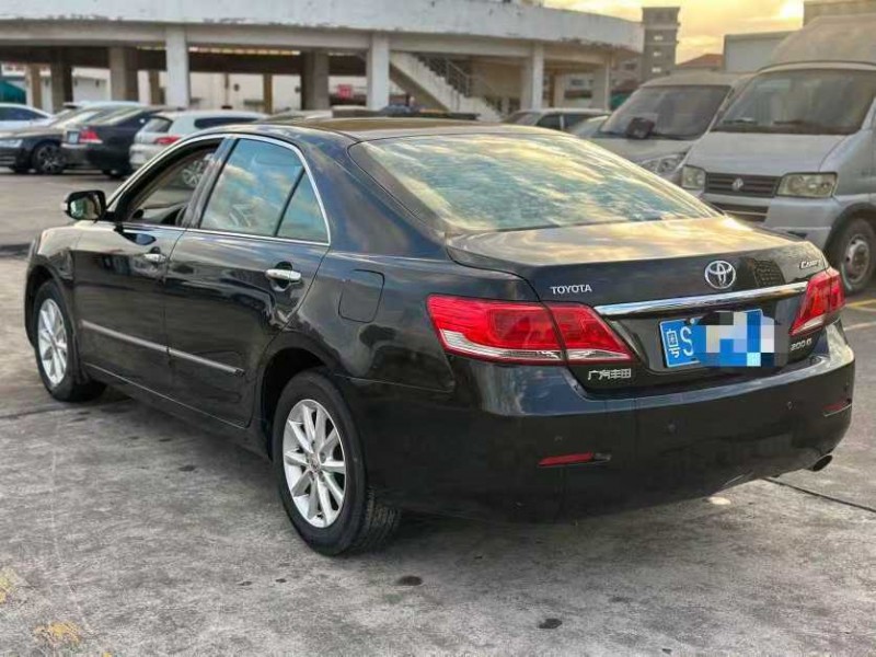 东莞11年丰田凯美瑞7