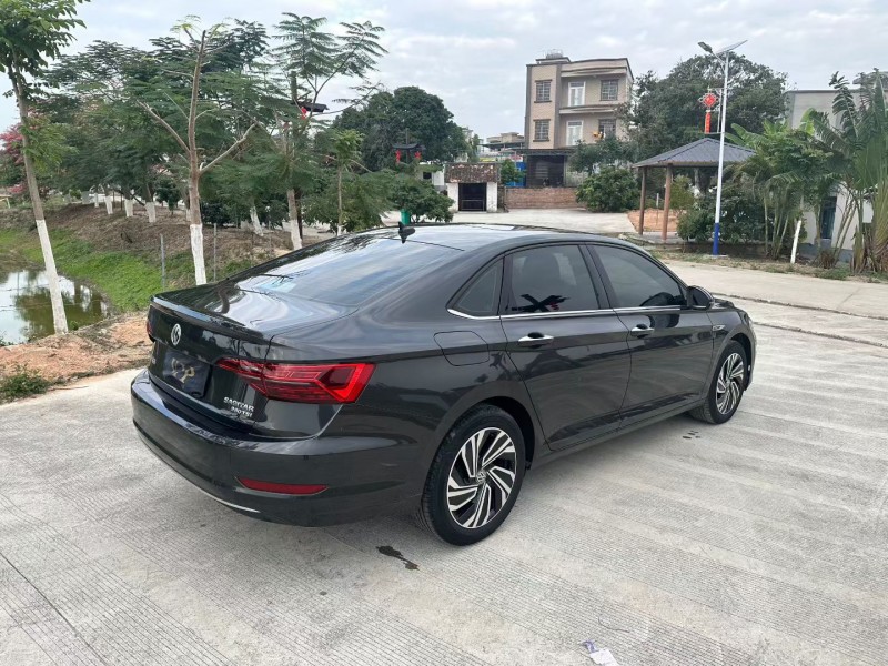 湛江21年大众速腾8