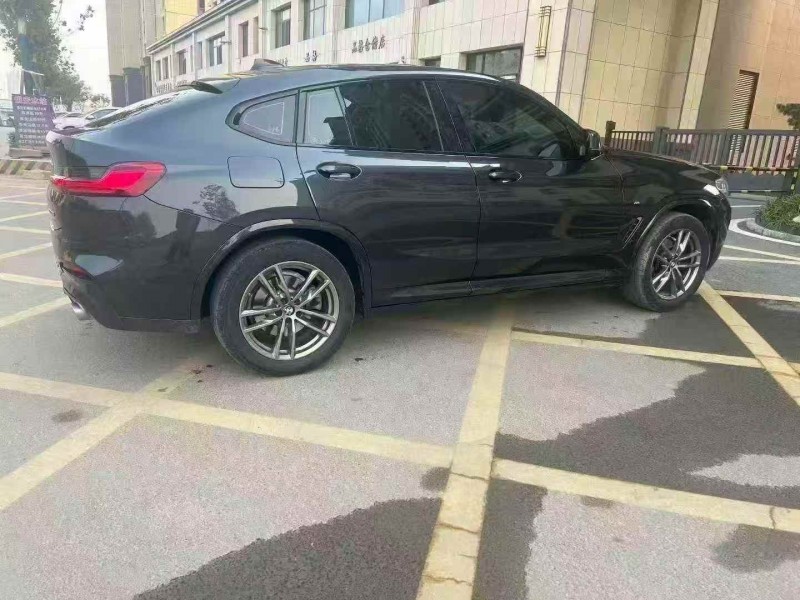 张家口21年宝马X48