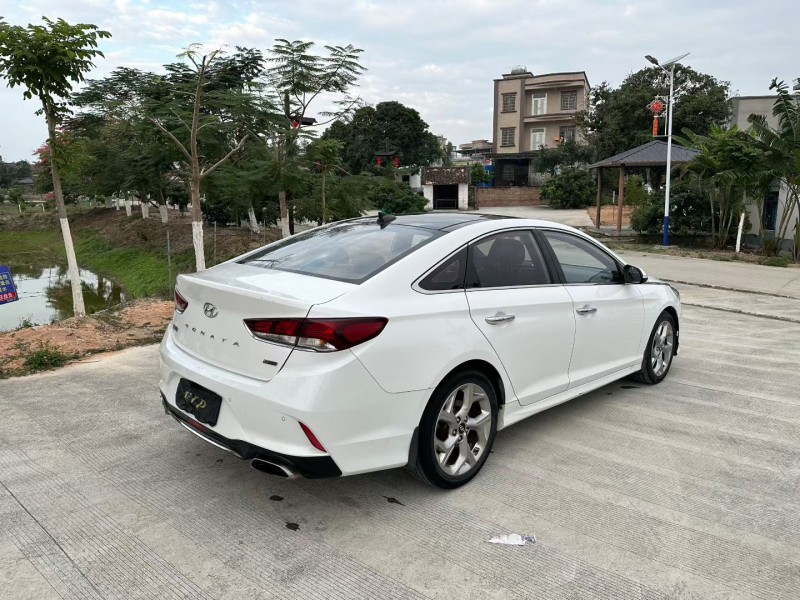 湛江17年现代索纳塔6