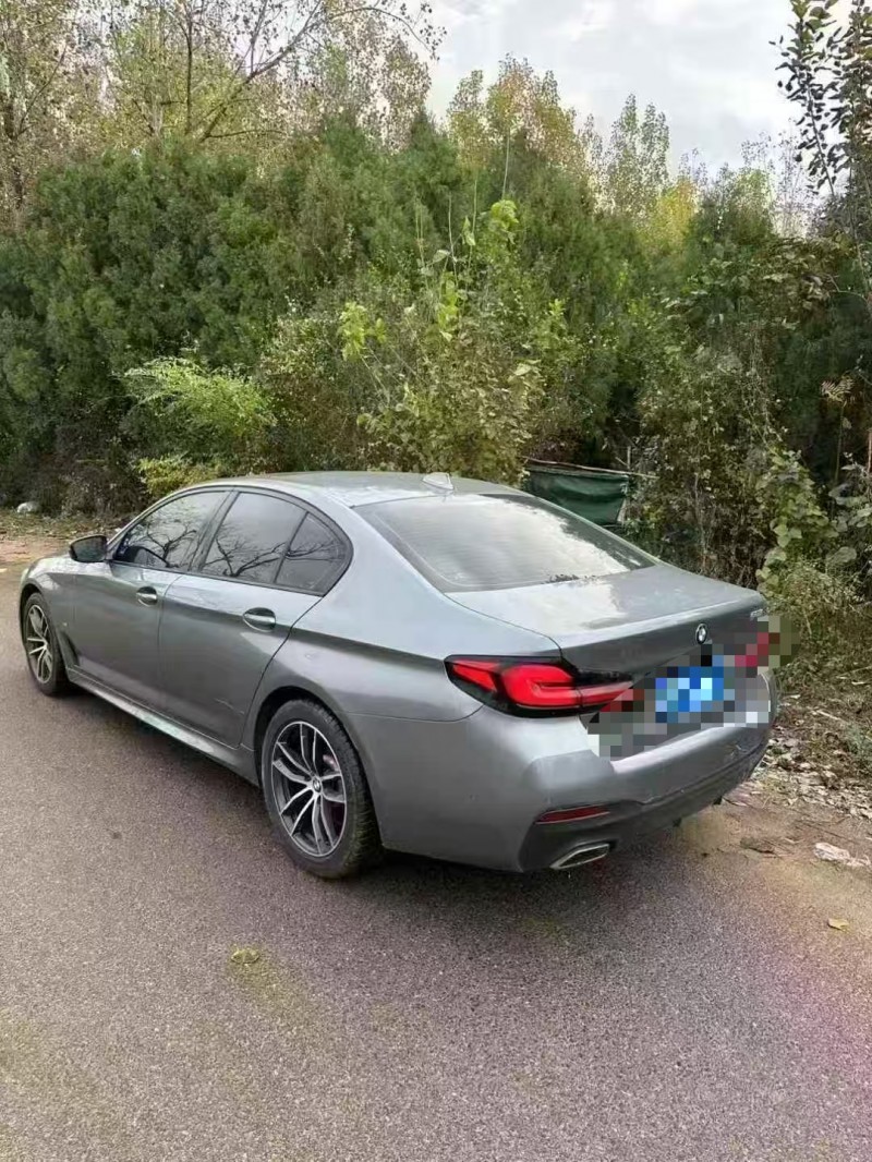 青岛21年宝马5系8