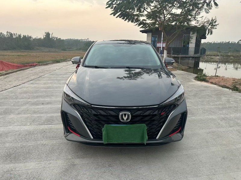 湛江25年长安汽车逸动1