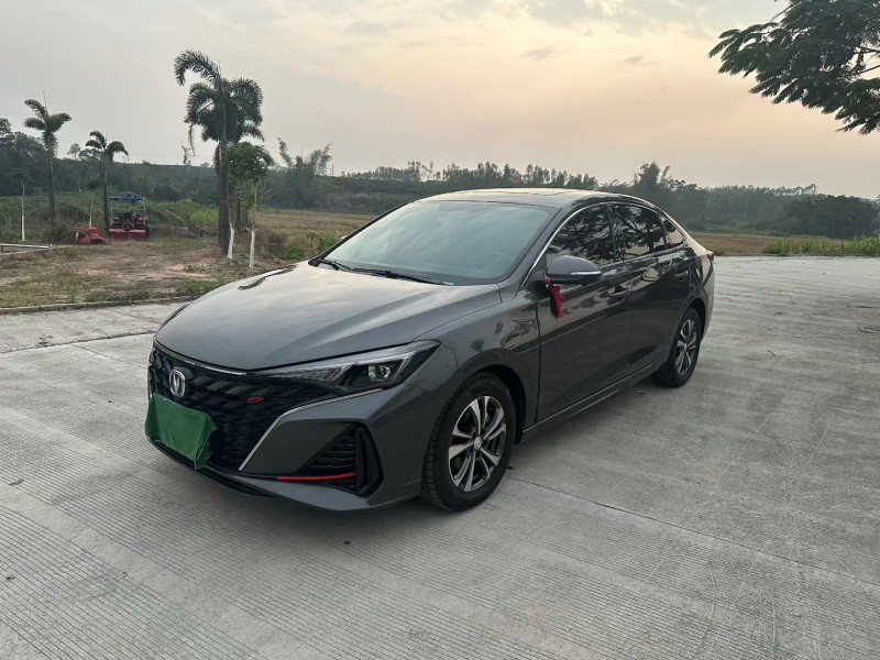 湛江25年长安汽车逸动2