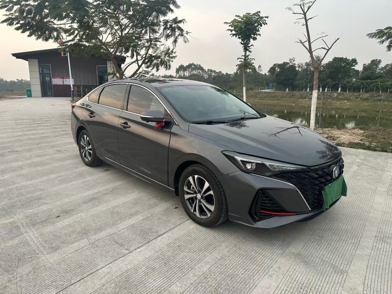 湛江25年长安汽车逸动3