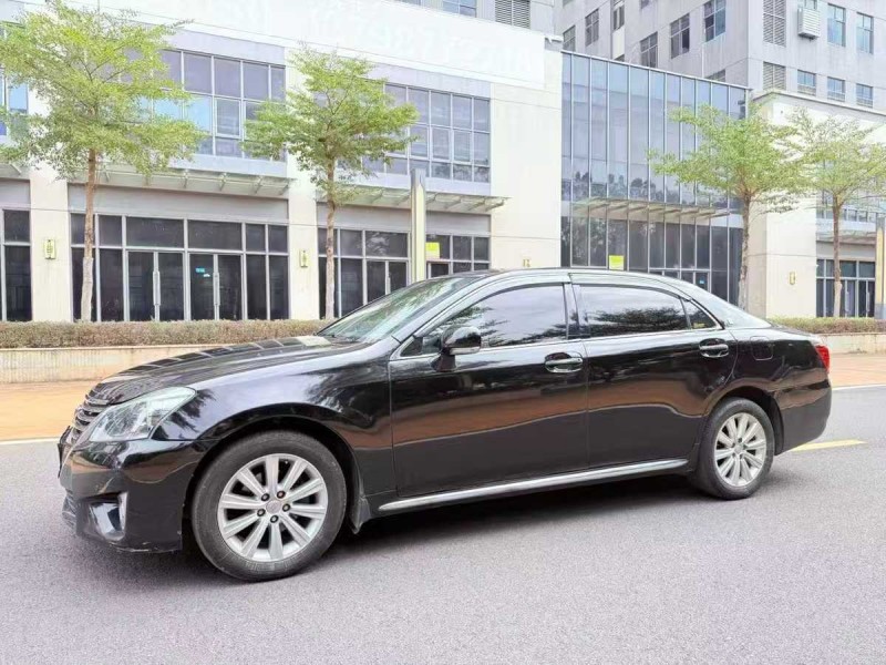 东莞15年丰田皇冠2