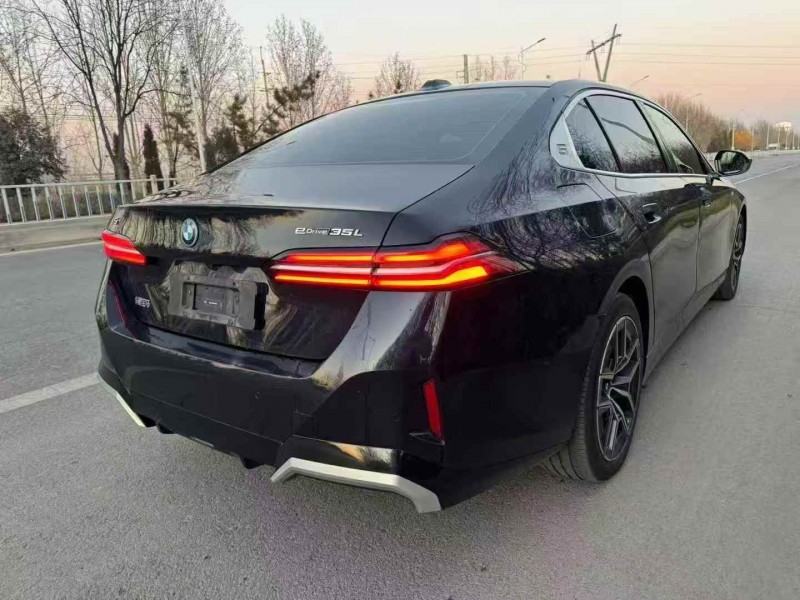 烟台24年宝马I57