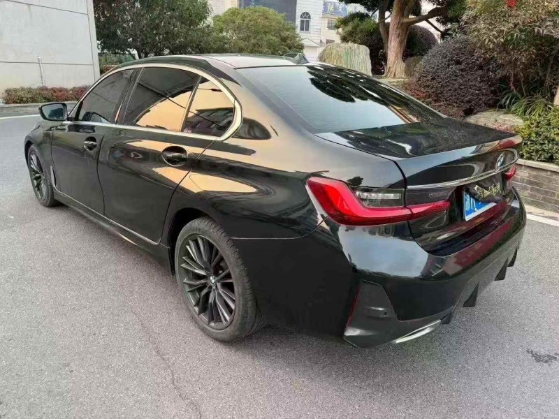 金华23年宝马5系8