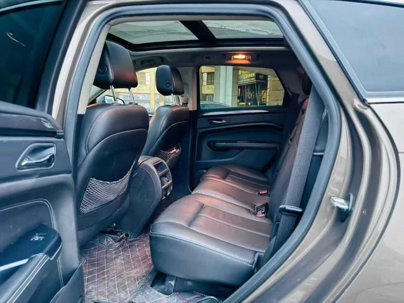 东莞15年凯迪拉克SRX6