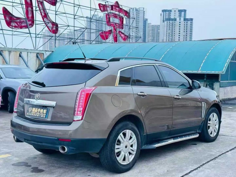 东莞15年凯迪拉克SRX9