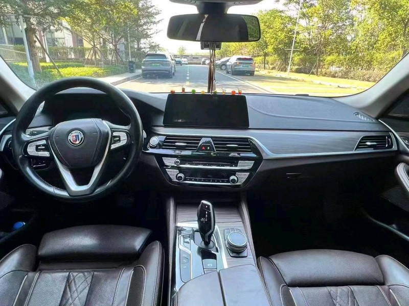 广州19年宝马5系7