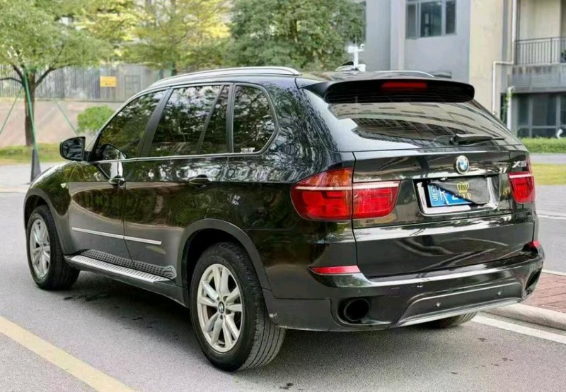 广州14年宝马X58