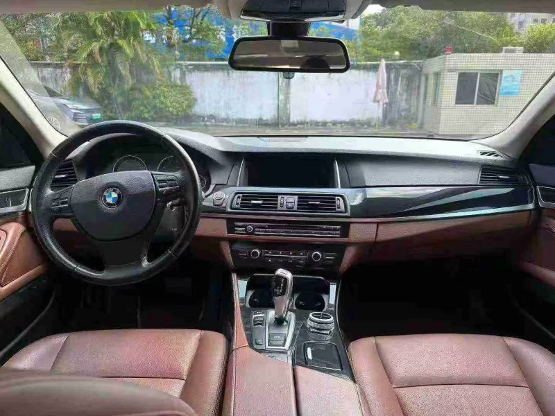 广州16年宝马5系6