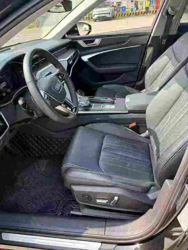 南京24年奥迪A6L4