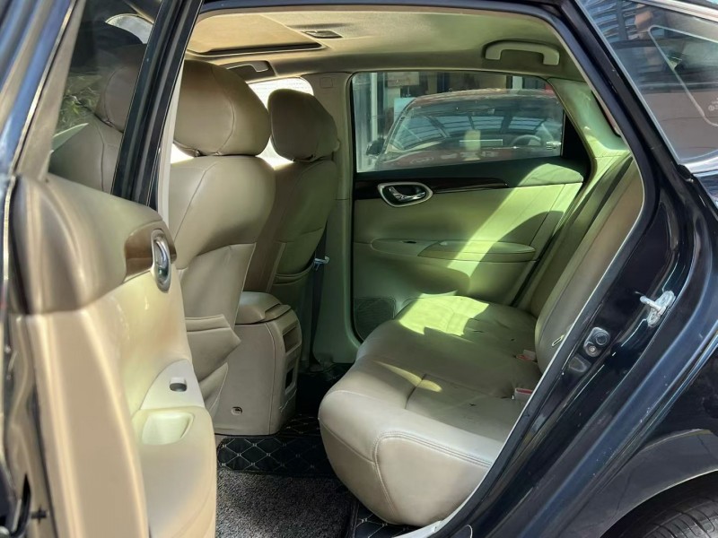 深圳13年日产轩逸6