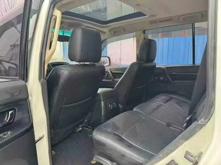 郑州19年三菱帕杰罗5