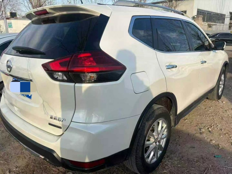 保定20年日产奇骏8