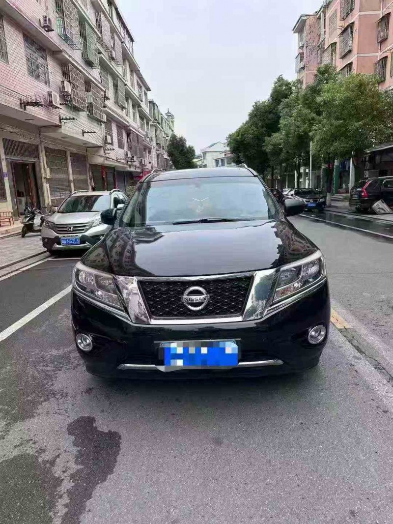 常德18年日产探路者1