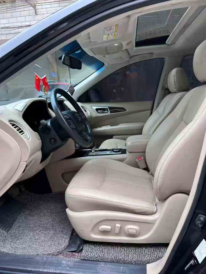 常德18年日产探路者4