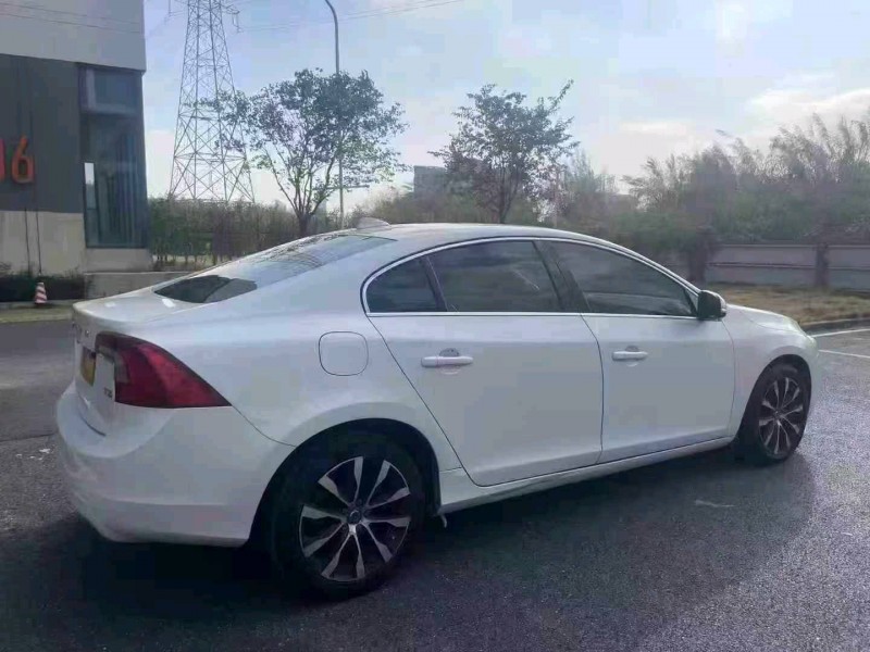 广州18年沃尔沃S60L8