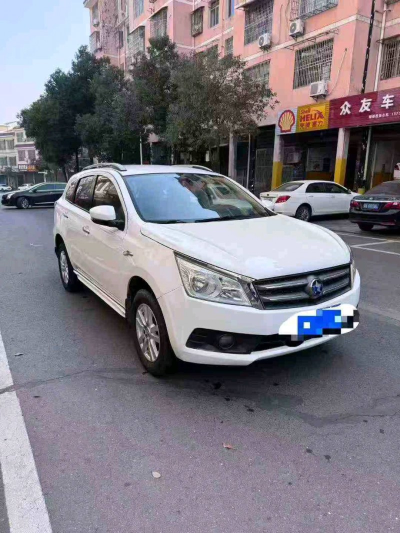 张家界16年启辰T602