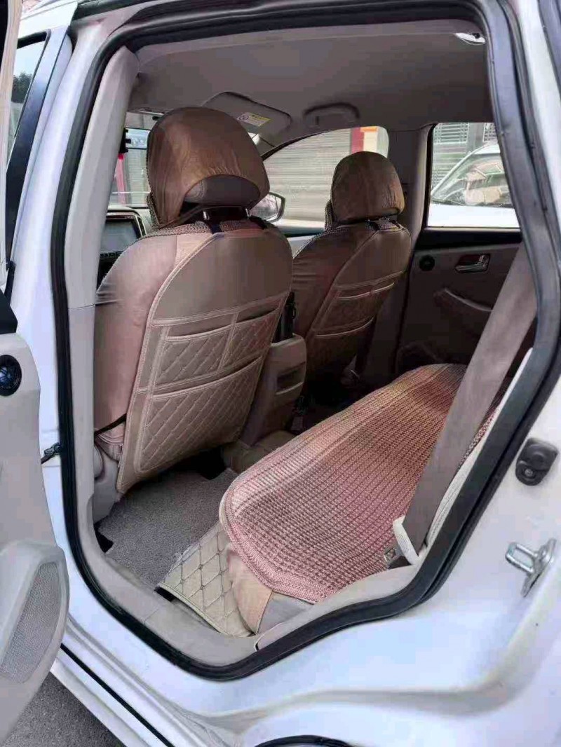 张家界16年启辰T605