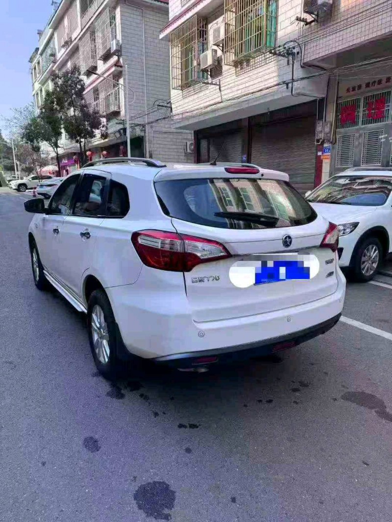 张家界16年启辰T607