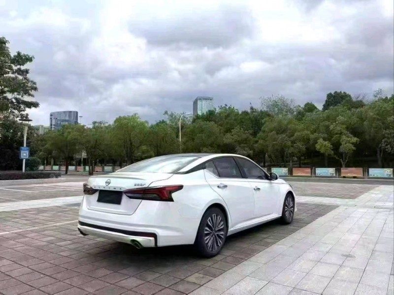 福州23年日产天籁4